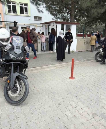 Okullarda huzurun ve güvenliğin sağlanması için ekipler görev başında