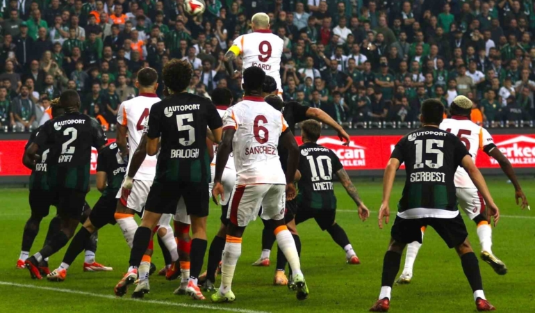 Galatasaray ile Kocaelispor 42. randevuda