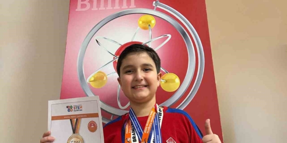 Dünya birincisi 4. sınıf öğrencisi Kerem’in hedefi Cahit Arf gibi bilim insanı olmak