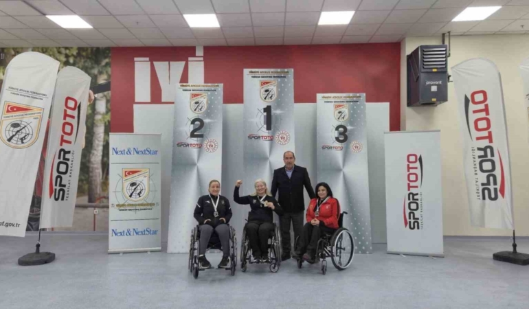 Bursa’nın gururu Aysel Özgan’dan altın madalya