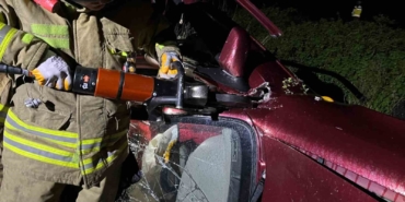 Gönen’de meydana gelen kazada araçta sıkışan şahıs kurtarıldı