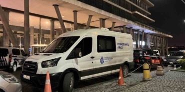 Zeytinburnu’nda eski koca dehşeti: Kızını öldürdü, eski eşini ağır yaraladı