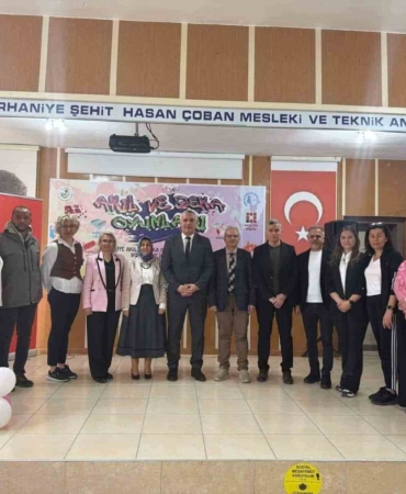 Burhaniye’de Akıl ve Zekâ Oyunları ödül töreni yapıldı