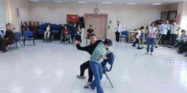 Burhaniye’de otizmliler için etkinlik düzenlendi