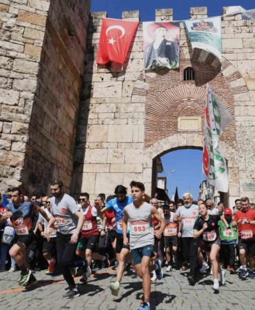 Osmangazi 18. Uluslararası Tarihi Kent Koşusu’na geri sayım