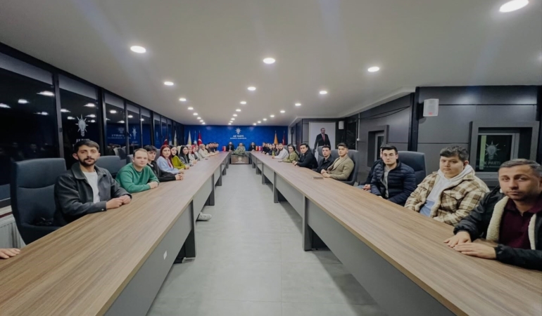 AK Parti Bilecik’te gençlik toplantısı