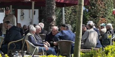 Günler sonra güneşi gören Sakaryalılar soluğu dışarıda aldı