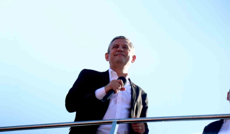 CHP Genel Başkanı Özel: "Ülkeyi düze çıkartmak için üstümüze ne düşerse yaparız, kendimizden eminiz"