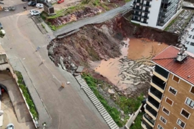 Edremit’te inşaat alanında toprak kayması