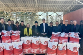 75 çiftçiye 3 bin dekarlık tohum desteği