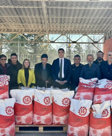 75 çiftçiye 3 bin dekarlık tohum desteği