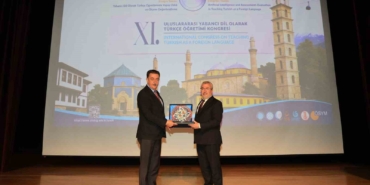 BUÜ’de Türkçenin geleceği konuşuldu