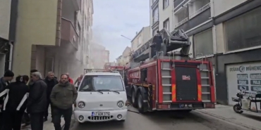 Gelibolu’da apartmanda çıkan yangın korkuttu