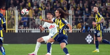 Trendyol Süper Lig: Fenerbahçe: 0 - Çaykur Rizespor: 0 (İlk yarı)