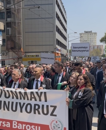 Hukuk camiası Bursa’da genç avukat için adalet yürüyüşü düzenlendi