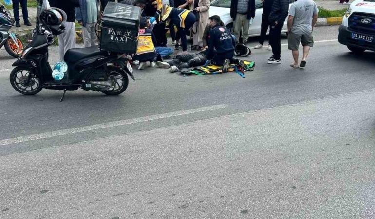 Lüleburgaz’da otomobilin çarptığı motosikletteki 2 genç yaralandı