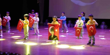 Kartal’daki kreşlerde 23 Nisan gururu: "Başkan Yüksel’in öncülüğünde çocuklarımız için çalışıyoruz"