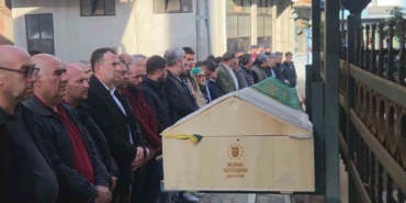 Baba ve oğlu son yolculuğuna uğurlandı