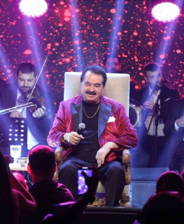 İbrahim Tatlıses hastanede, "Tedbiren yoğun bakıma servisine alınmıştır"