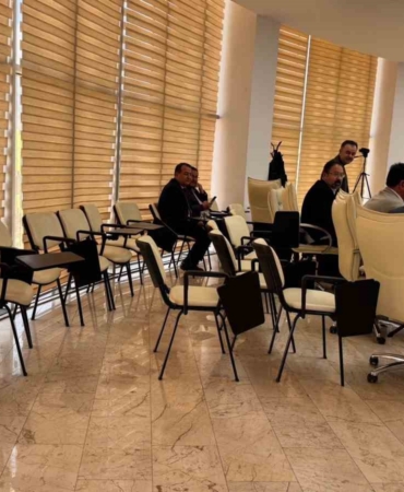 Başkan Subaşı Meclise katılmayınca bazı başkan yardımcılıları ve birim müdürleri koltukları boş kaldı