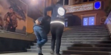 Sosyal medyada polis yeleği giyerek yayın yapan şahıs gözaltına alındı