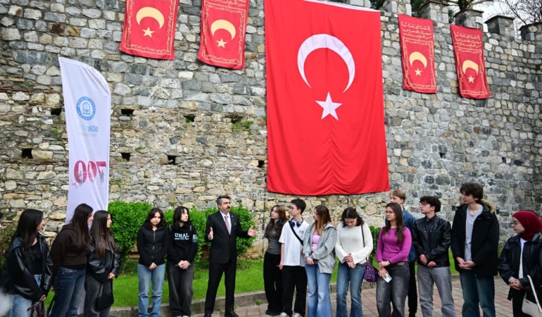 Başkan Yılmaz gençlere fethi anlattı