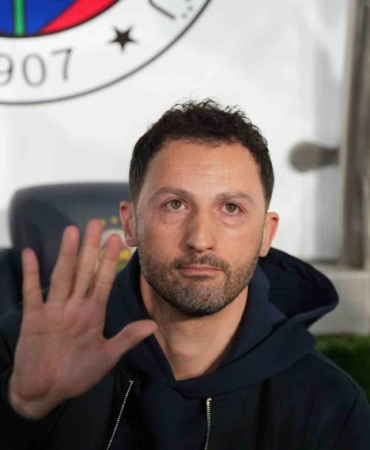 Fenerbahçe, Tedesco ile yollarını ayırdı