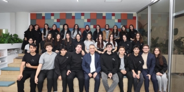 Sultangazi Belediye Başkanı Abdurrahman Dursun, gençlerle bir araya geldi
