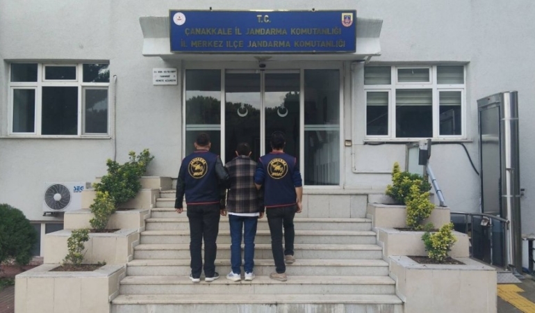 Çanakkale’de çeşitli suçlardan aranan 15 şüpheli tutuklandı