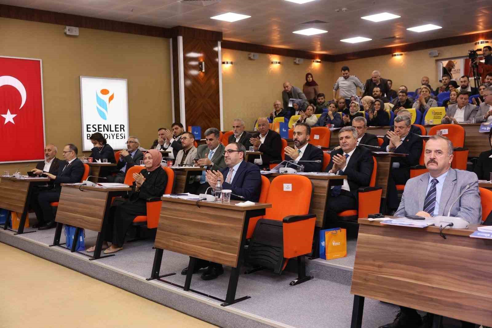 Esenler Belediyesinin faaliyet raporuna tam not