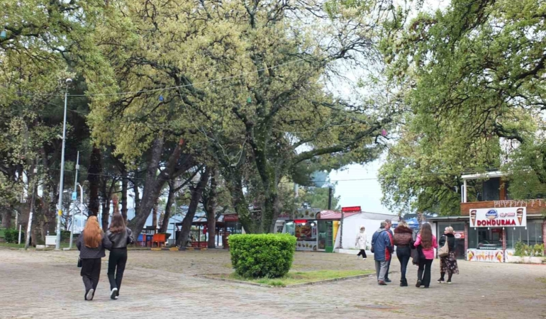 Burhaniye Ören’de sezon açıldı