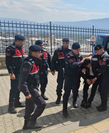 Bursa’da baba-oğul cinayetinde zanlı tutuklandı