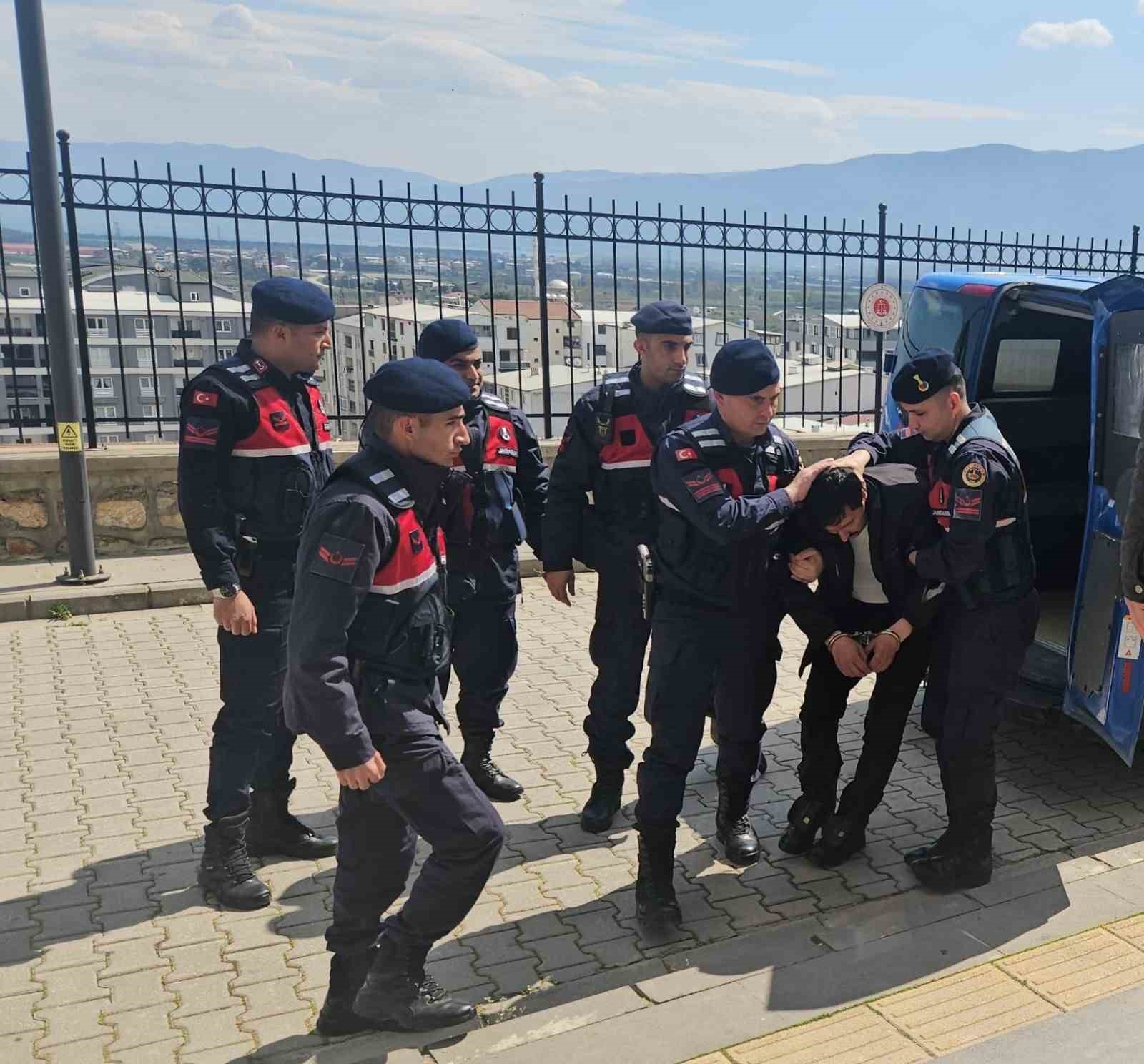Bursa’da baba-oğul cinayetinde zanlı tutuklandı
