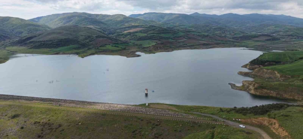 Tekirdağ’da kuruyan baraj yağışlarla canlandı