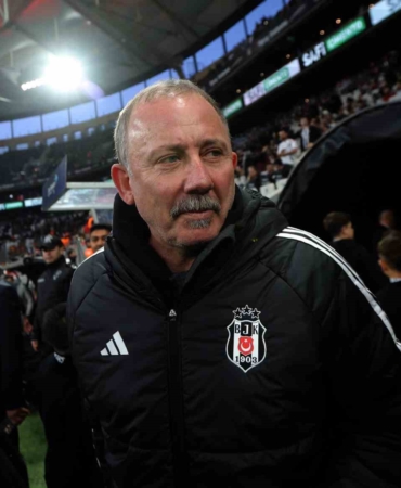 Sergen Yalçın, Beşiktaş’ın başında ligdeki 100. maçını geride bıraktı