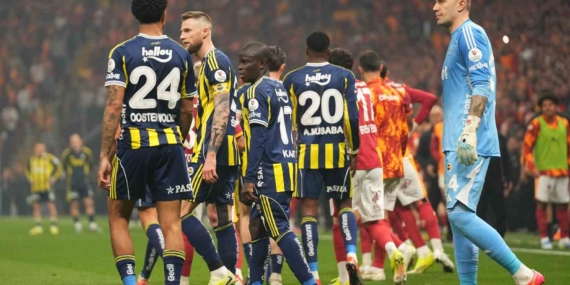 Fenerbahçe, bu sezon ilk kez derbi kaybetti