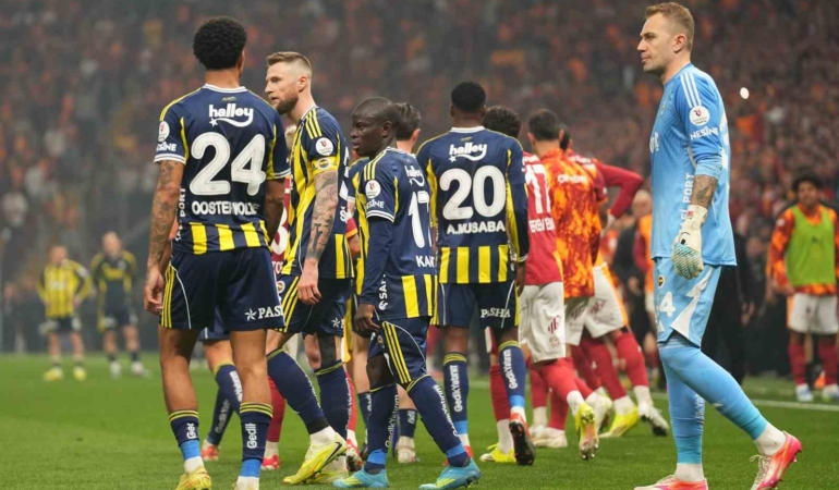 Fenerbahçe, bu sezon ilk kez derbi kaybetti