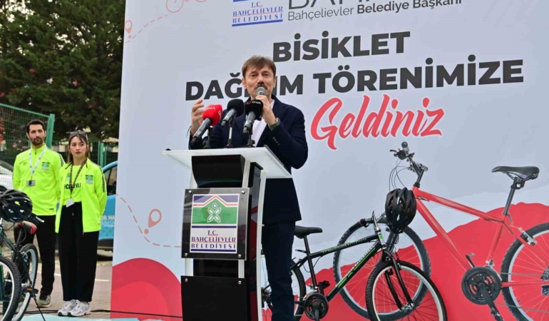 Bahçelievler’de 100 vatandaşa bisiklet dağıtım töreni