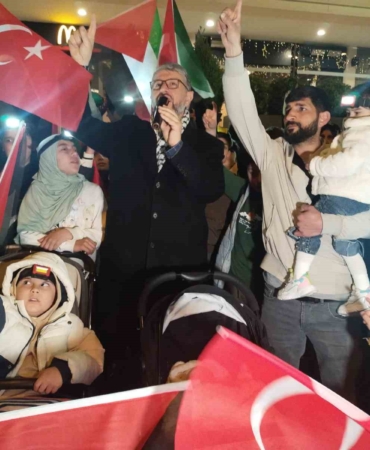 Üsküdar’da fast-food zincirini boykot 200’üncü gününe ulaştı