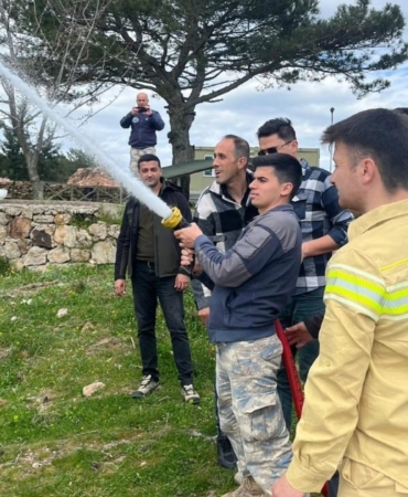 Çanakkale’de askeri personele yangın müdahale eğitimi