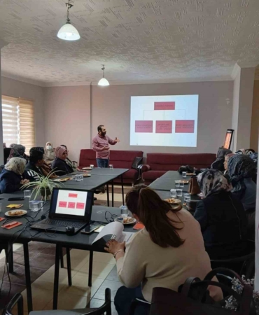 Bilecik’te aile içi iletişim eğitimi düzenlendi