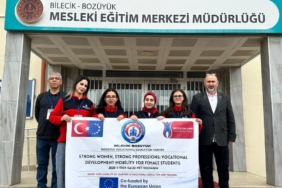 Bozüyük’ten Avrupa’ya mesleki yolculuk, öğrenciler Bremen’e uğurlandı