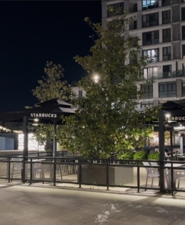 Başakşehir’de kafede otururken silahlı saldırıya uğrayan kişi yaralandı