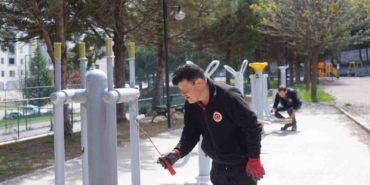 Bilecik’te park ve oyun alanlarına yeni kameriyeler yerleştirildi