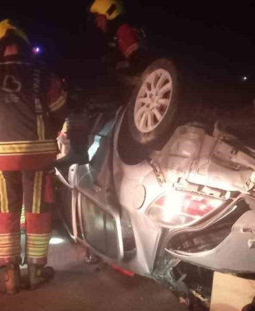 Bandırma’da takla atan araçta 2 kişi yaralandı