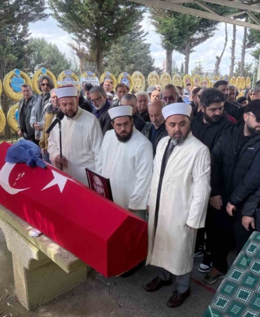 Usta sanatçı Ferdi Atuner son yolculuğuna uğurlandı