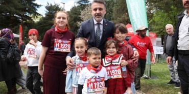 23 Nisan Bursa’da coşkuyla kutlandı