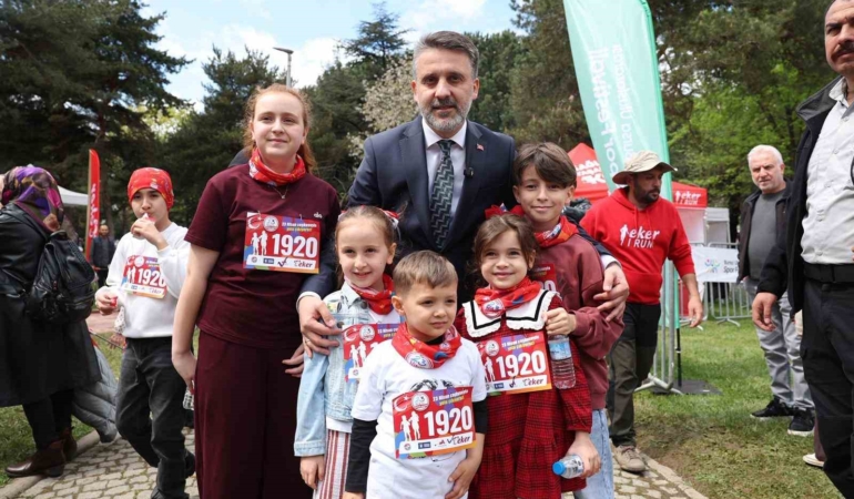 23 Nisan Bursa’da coşkuyla kutlandı