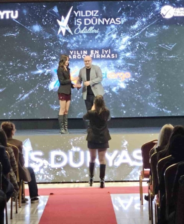 Yurtiçi Kargo ‘Yılın En İyi Kargo Şirketi’ seçildi