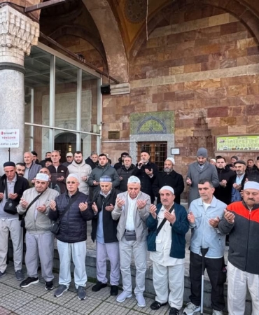 Hacı adayları kutsal topraklara uğurlandı